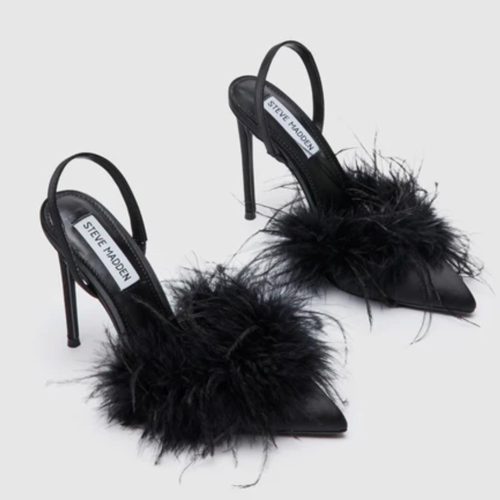 ⭐️NWT: ALEXIS BLACK SATIN